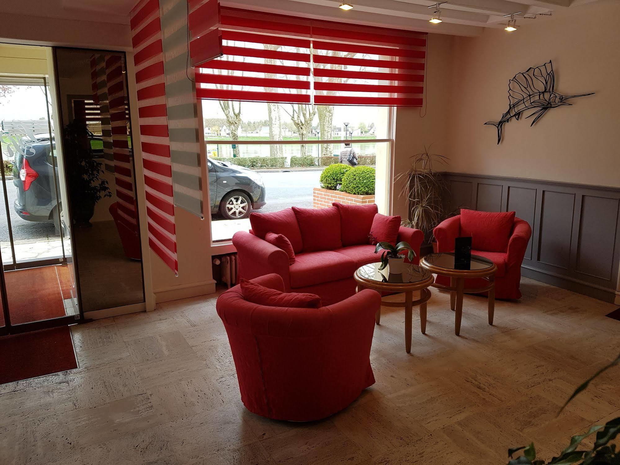 Logis Hotel Le Rivage Gien ภายนอก รูปภาพ